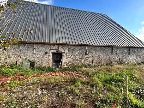 Grange Ytrac 1 pièce(s) 275 m2 