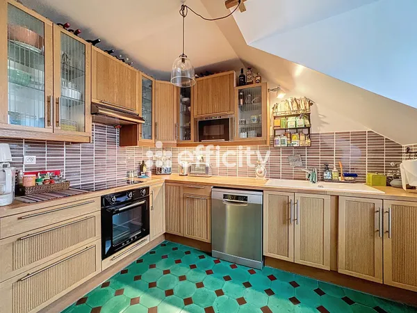 Appartement 4 pièces 142 m² 