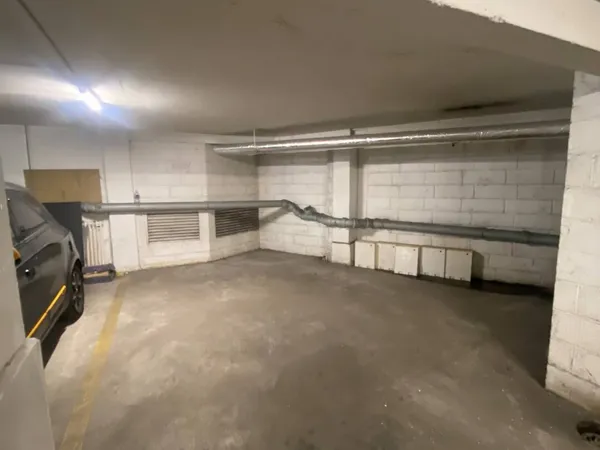 Parking 20 m² 