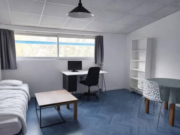 Studio 1 pièce 27 m² 