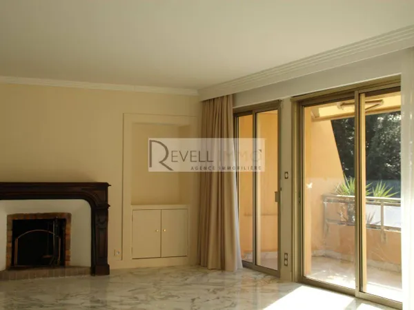 Appartement 6 pièces 154 m² 