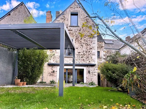 Maison 6 pièces 152 m² 