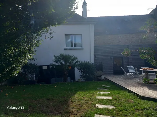 Vends maison avec jardin arboré - 221m² 