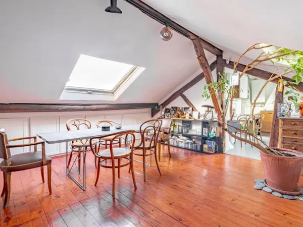 Paris 18ème.Duplex de 89.79m2, au dernier étage, 4 chambres 