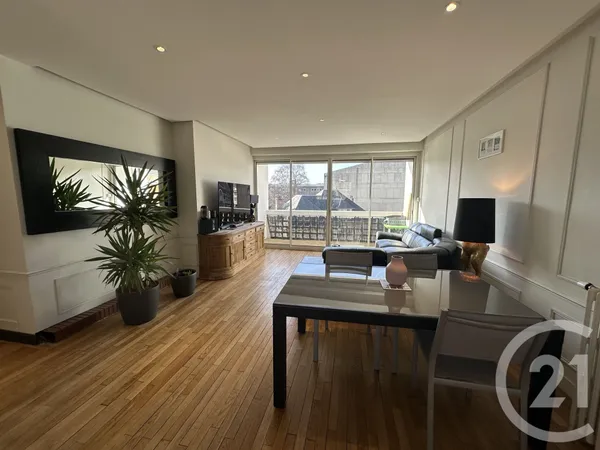 Appartement 5 pièces 93 m² 