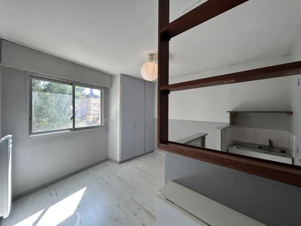 Appartement 1 pièce 16 m² 