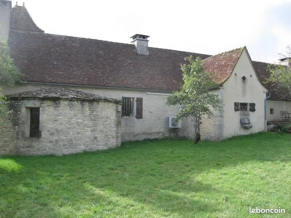 Maison 6 pièces 230 m² 