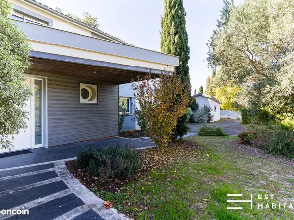 Local 330 m² Balma 