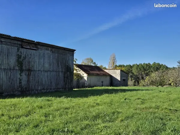 Grange 3 pièces 166 m² 