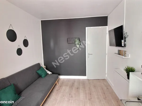 Appartement 1 pièce 17 m² 