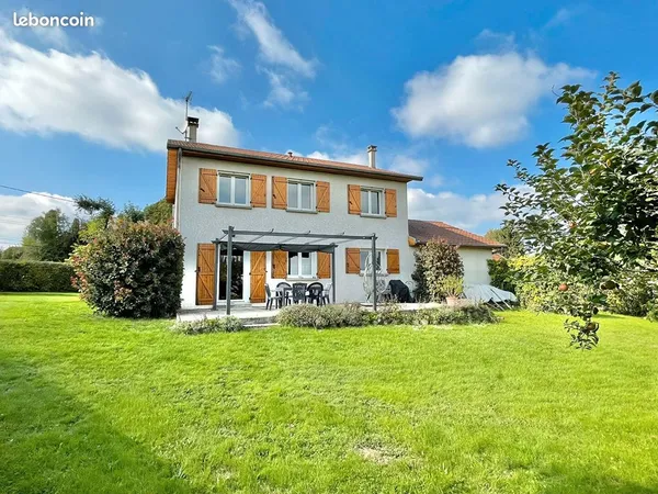 Maison 6 pièces 133 m² 