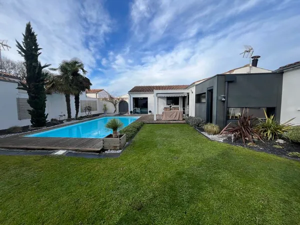 Maison contemporaine 7 pièces 180 m² 