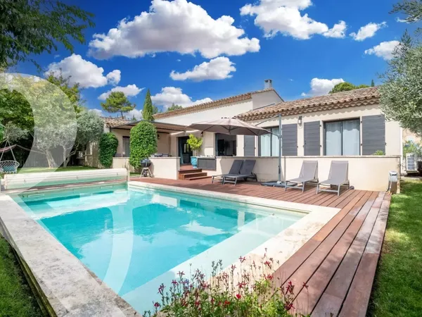 Maison 7 pièces 233 m² 