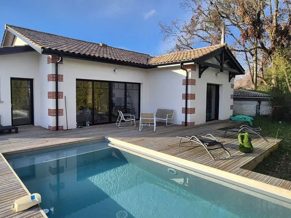 Maison 5 pièces 138 m² 