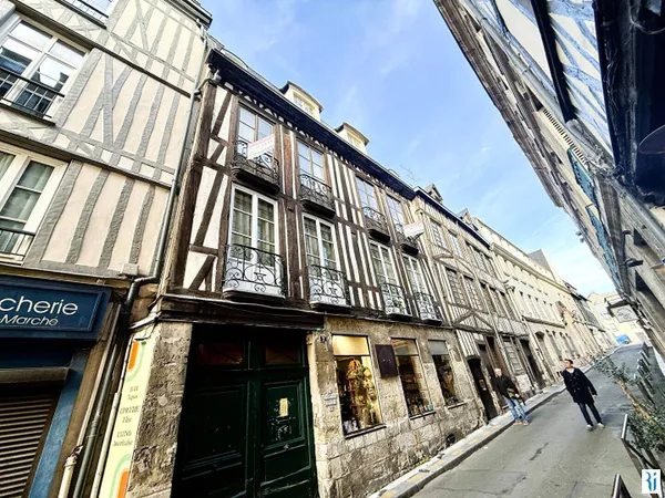 Appartement 1 pièce 14 m² 