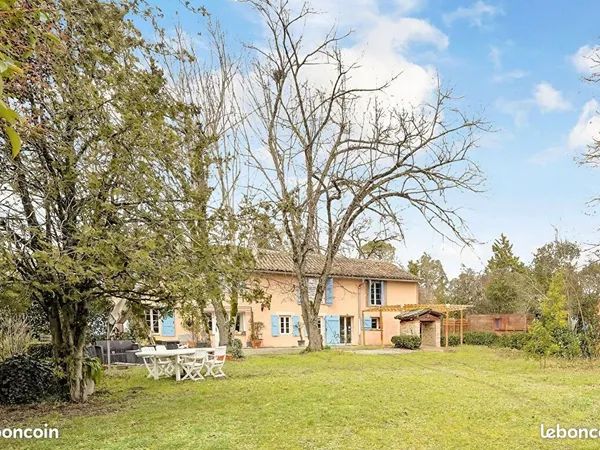 Maison bouloc centre 170 m2 garage 150 m2 