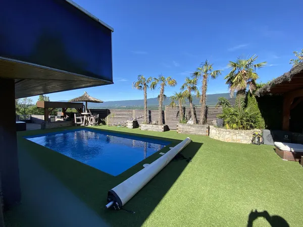 Villa avec vue imprenable à Valserhône 