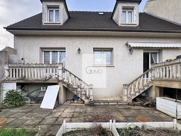 Maison 6 pièces 136 m² 