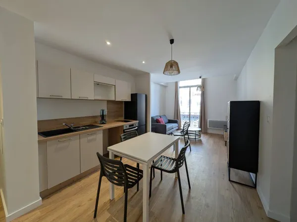 Appartement 2 pièces 43 m² 