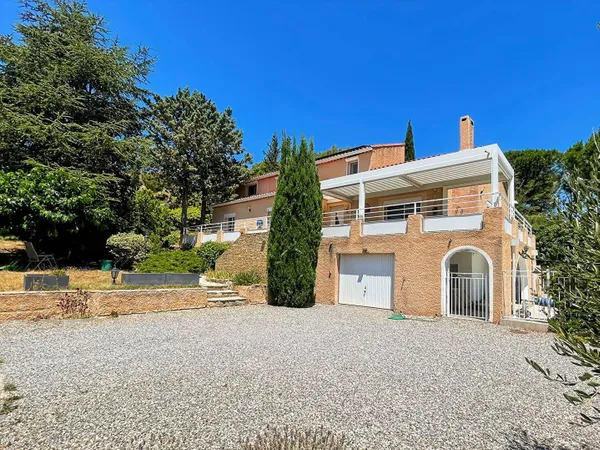 Maison 8 pièces 168 m² 