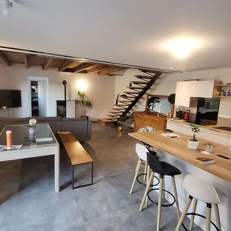 Maison meublée 6 pièces - 113 m² - Saint-Maurice-des-Noues 