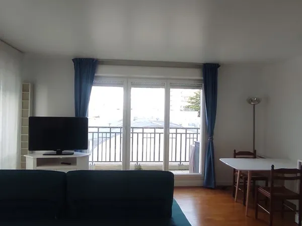 Loue Appartement meublé T2 de 50 m2 à Puteaux avec parking 