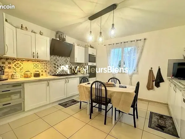 Maison 4 pièces 128 m² 