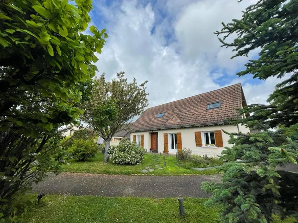 Maison 7 pièces 210 m² 