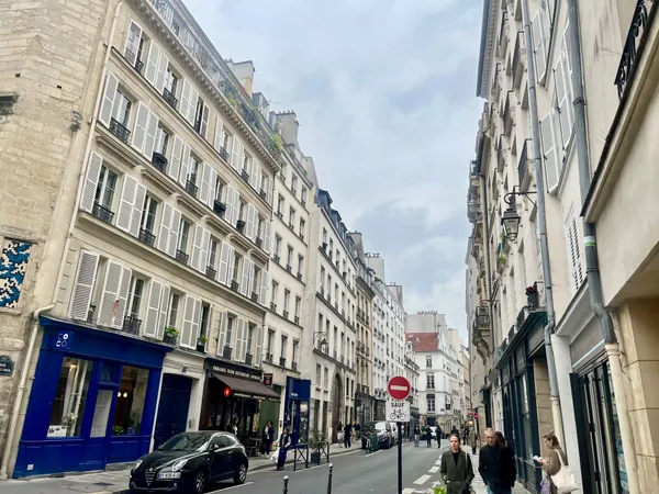 Vends un studio dans le Marais à Paris 