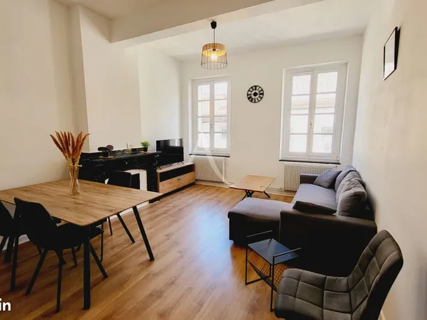 Appartement 3 pièces 84 m² 