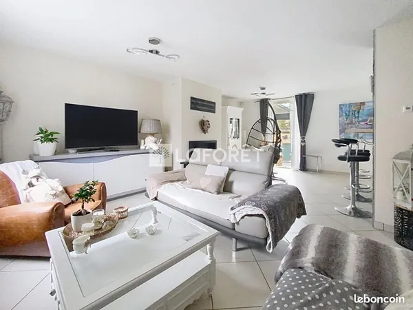 Maison 7 pièces 126 m² 