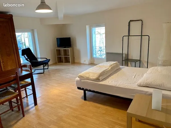 Studio meublé centre Blaye 