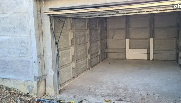 Parking - Garage Location Évreux   65€