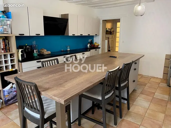 Maison 6 pièces 179 m² 