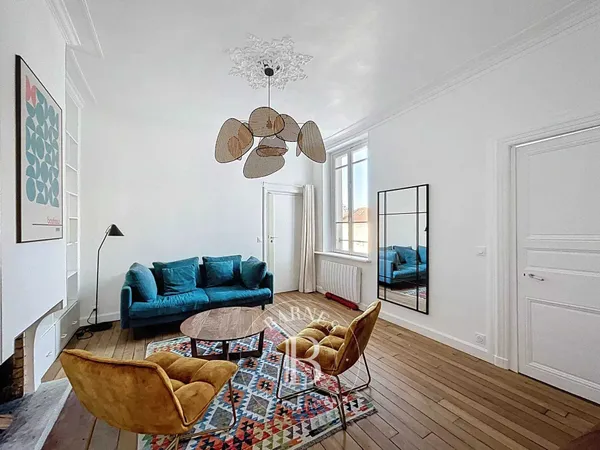 Le service location de la Maison BARNES vous propose ce bien : 