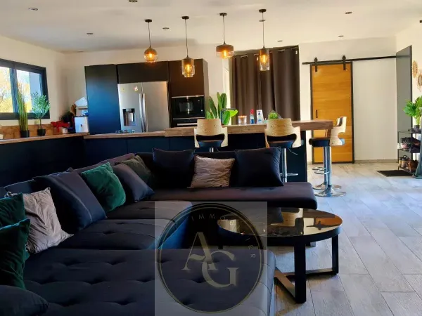 Villa récente T4 125m² 
