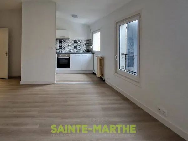 Studio 1 pièce 30 m² 