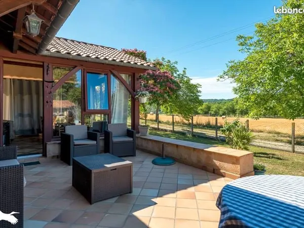 Maison 9 pièces 196 m² 