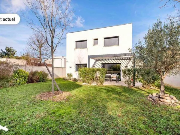 Maison 5 pièces 163 m² 