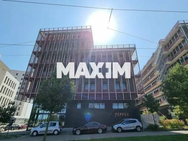 Local commercial 316 m² 