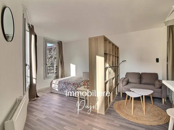 Studio 1 pièce 24 m² 