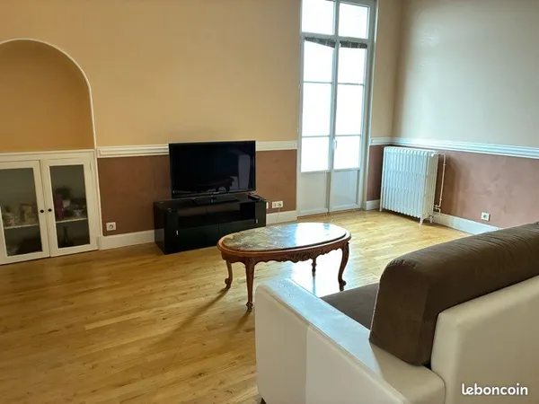 Superbe appartement au coeur de Vichy 