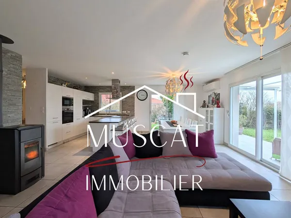 Maison de plain-pied 4 pièces 105 m² 