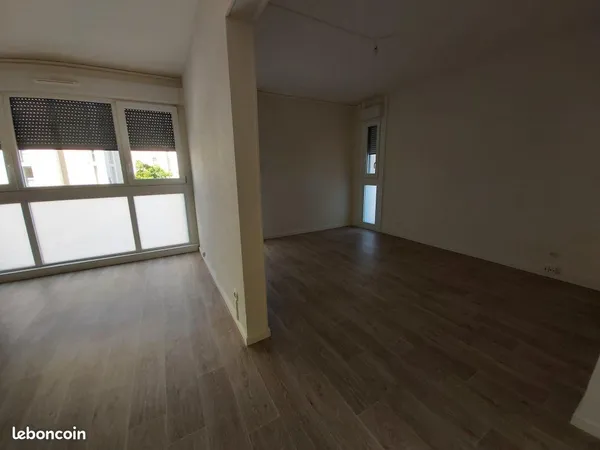 Appartement 3 pièces 74 m² 