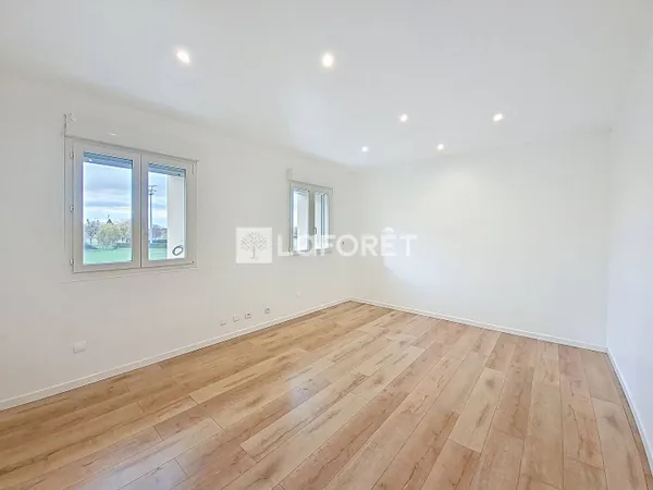 Appartement 2 pièces 65 m² 