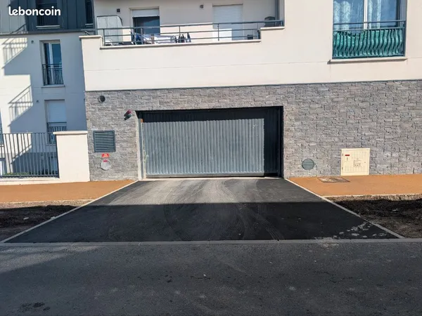 Parking - Garage Location Paray-Vieille-Poste   60€