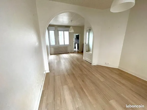Maison 5 pièces 85 m² 