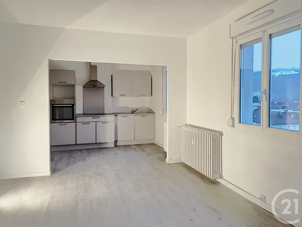Appartement 4 pièces 60 m² 