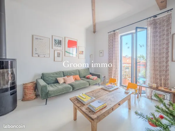 Loft 4 pièces 111 m² 