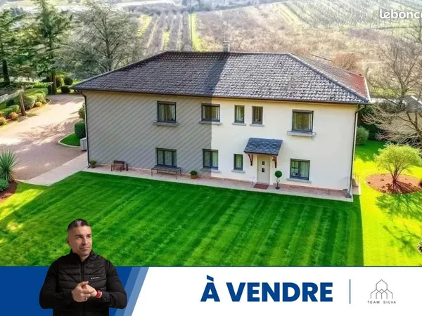 Maison 5 pièces 140 m² 